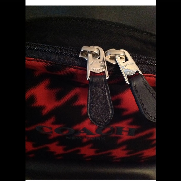 🛍SOLD🛍 NWT COACH Unisex Backpack 🎒 Houndstooth - Picture 6 of 12